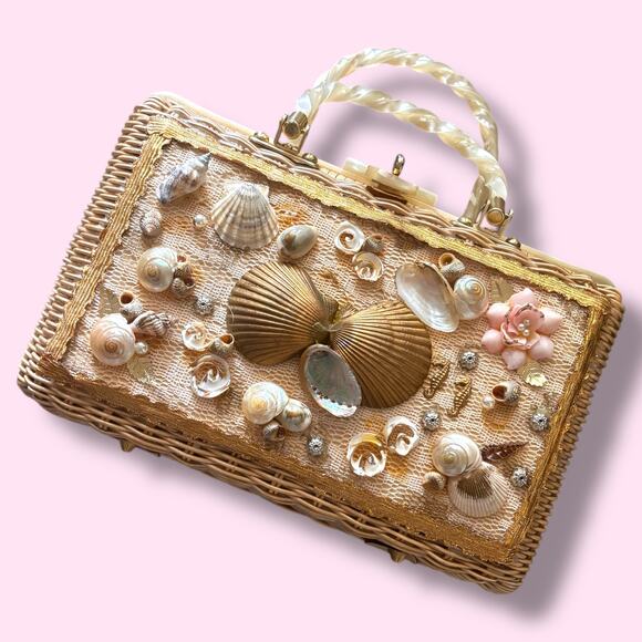 Vtg 60s Princess Charming Wicker Seashell Purse Novelty Kitsch Mermaid Nautical
